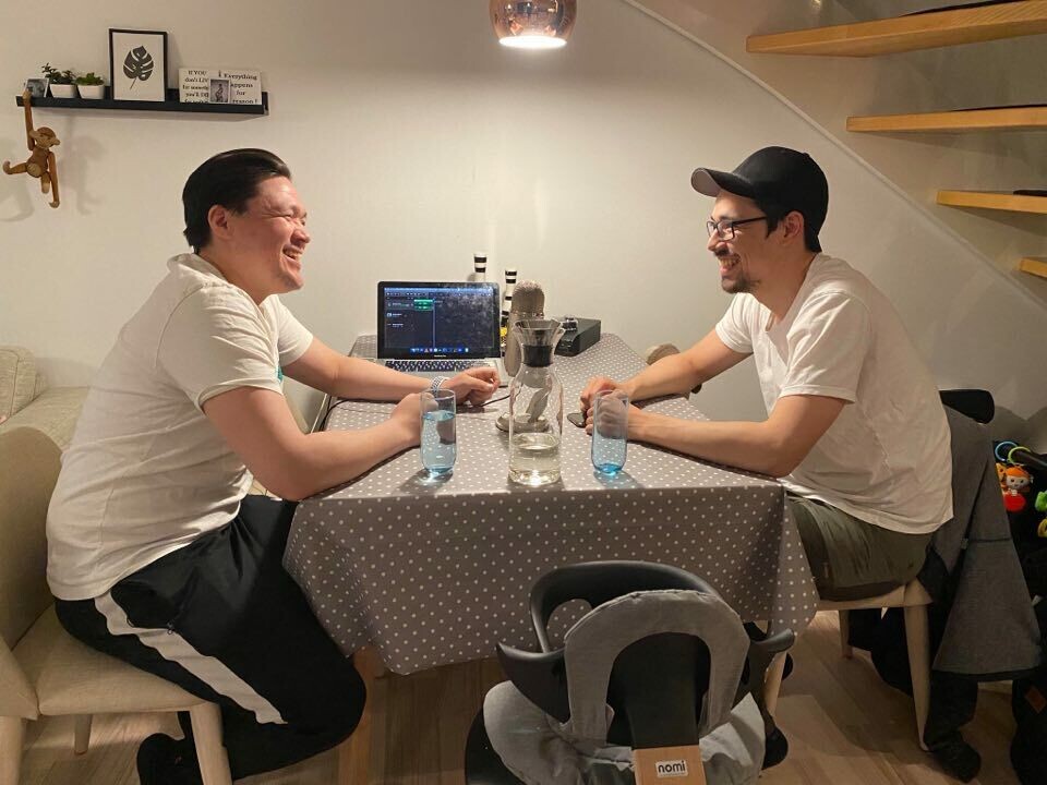 Muusaarannguaq Ostermann-Søholm og Sequssuna Fleischer Schmidt, der står bag podcasten 'Aqqutaani'