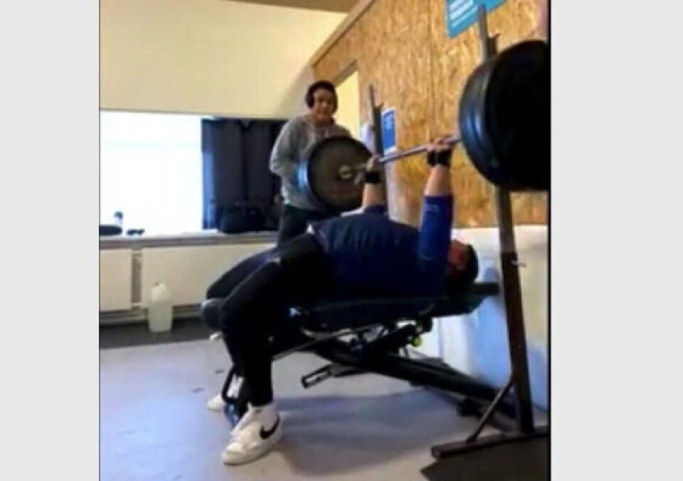 Virtuel bænkpreskonkurrence blev afholdt lørdag