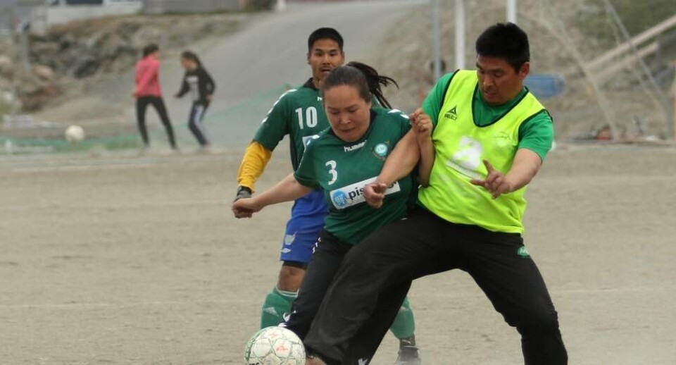 I Sisimiut er mange gode oldboys spillere samlet for at dyste om mesterskabet.