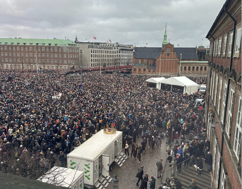 Foto fra Christiansborg og udover slotspladsen.