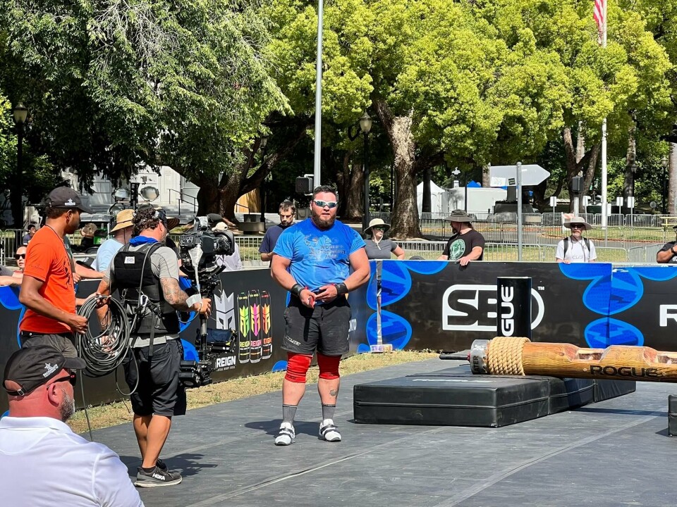 Kim Ujarak Lorentzen deltager ved World's Strongest Man-konkurrencen i disse dage i USA.