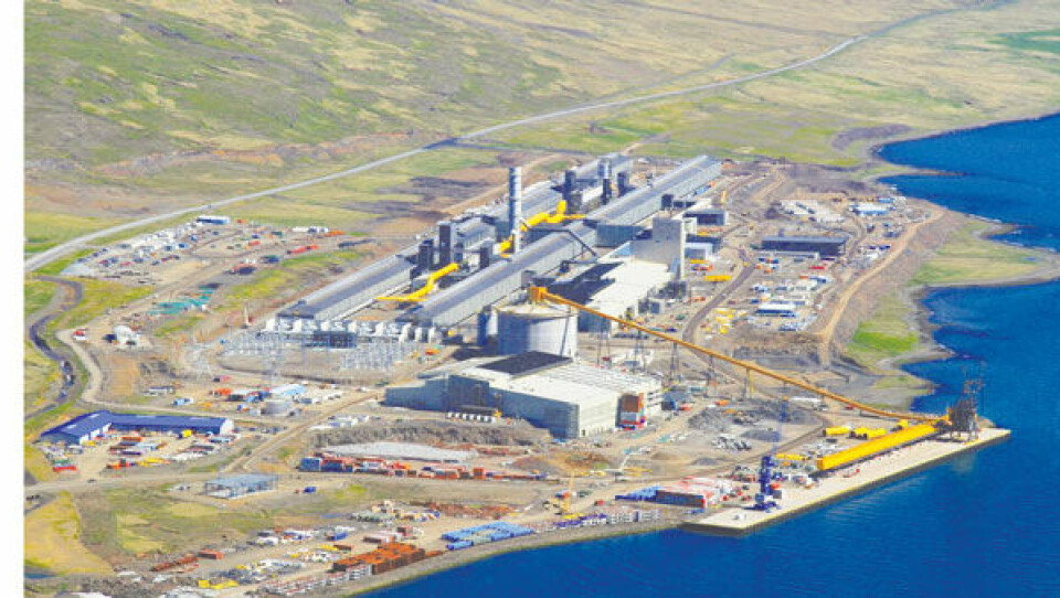 Der er igen voksende interesse for en aluminiumsmelter i Grønland. Her ses Alcoas aluminiumssmelteværk i Fjardaal i Island. Foto: SermitsiaqAG