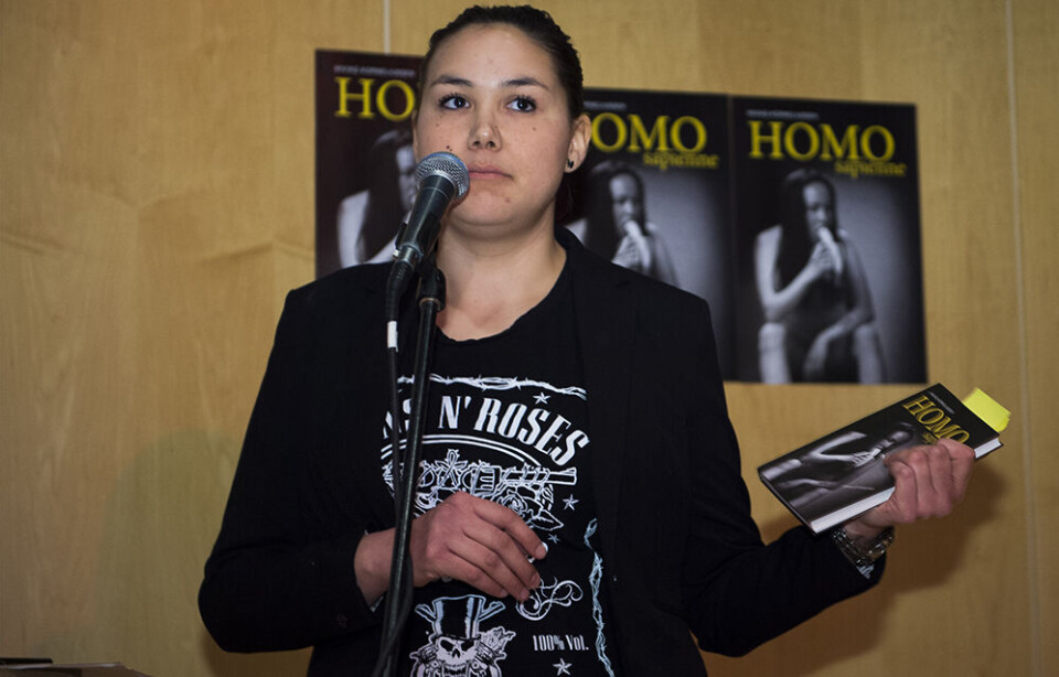 Niviaq Korneliussen præsenterede sin roman Homo sapienne i Nuuk i torsdag. Nu er turen kommet til København Niviaq Korneliussen