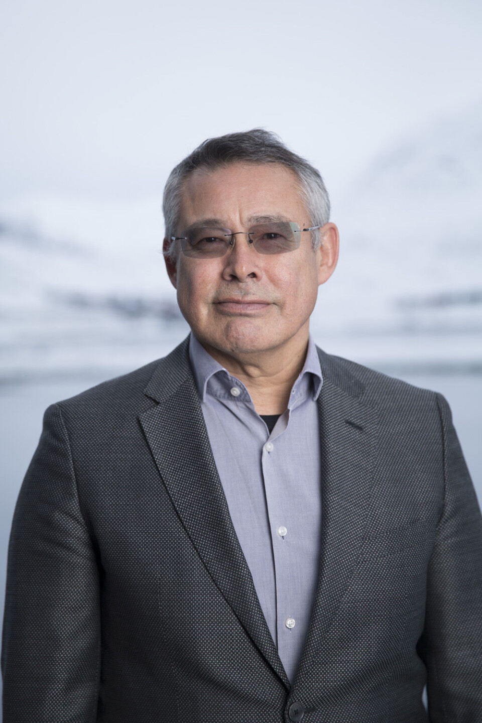 Steffen Ulrich-Lynge har løftet sløret for, hvornår man regner med at gå i gang med lufthavnsbyggeriet i Ilulissat og Nuuk.