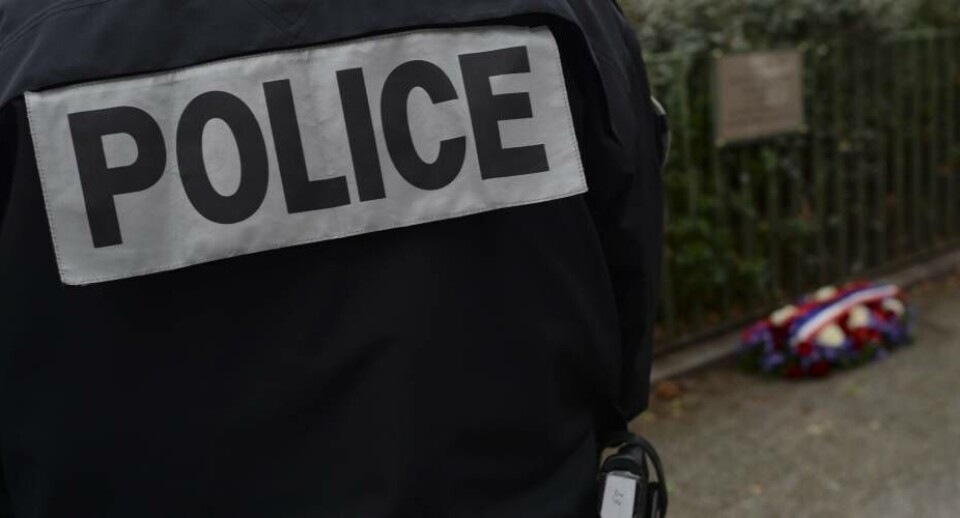 Mand, som tog våben fra soldat, havde tidligere på dagen skudt og såret en politimand nord for Paris