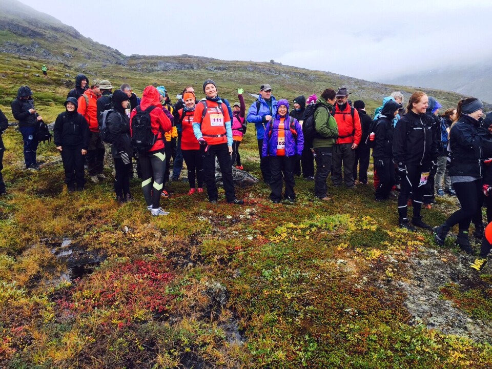 20 kilometer vandrings deltagere Kim Godtfredsen35 kilometer løb deltager Kim GodtfredsenVinderne af 35 kilometer løbet, Niviaq Chemnitz Berthelsen og Martin Møller Mads Dollerup-ScheibelDeltagerne gør klar til 35 kilometer løb Kim GodtfredsenDeltagerne er klar til 20 kilometer løbet Kim GodtfredsenDer er plads til smil i den hårde løb Kim Godtfredsen20 kilometer vandrings deltagere Kim Godtfredsen35 kilometer løb deltager Kim GodtfredsenVinderne af 35 kilometer løbet, Niviaq Chemnitz Berthelsen og Martin Møller Mads Dollerup-ScheibelDeltagerne gør klar til 35 kilometer løb Kim GodtfredsenDeltagerne er klar til 20 kilometer løbet Kim GodtfredsenDer er plads til smil i den hårde løb Kim Godtfredsen KangNu Running Race 2015