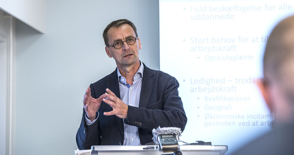 - Fremgangen i den økonomiske aktivitet ventes at blive afdæmpet i 2023, lyder vurderingen fra Økonomisk Råd, som har professor i økonomi, Torben M. Andersen i spidsen.