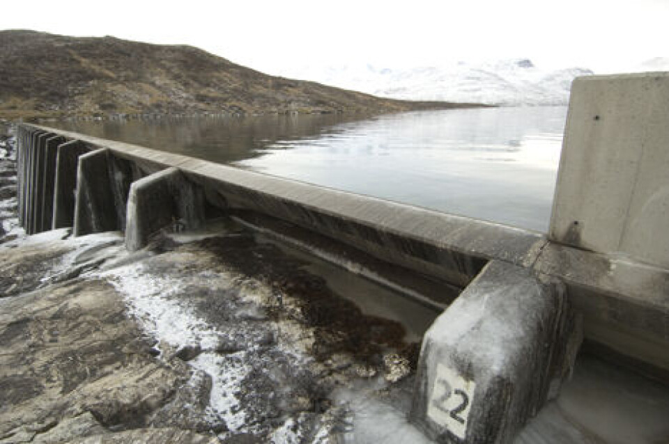 Et af Grønlands vandkraftværker ligger her ved Buksefjorden ved Nuuk. Efter planen åbner der snart et nyt kraftværk ved Qorlortorsuaq i Sydgrønland.