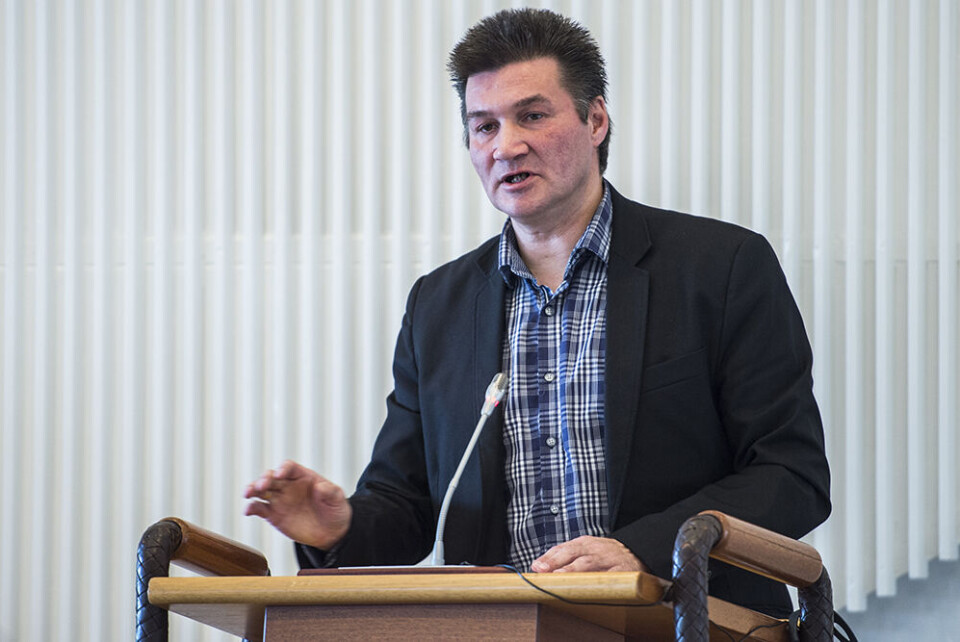 - Vi skal fra Atassut opfordre på det kraftigste formanden for Naalakkersuisut at han snarest udtaler sig for at afdæmpe sådan en udtalelse, siger Atassuts formand Knud Kristiansen