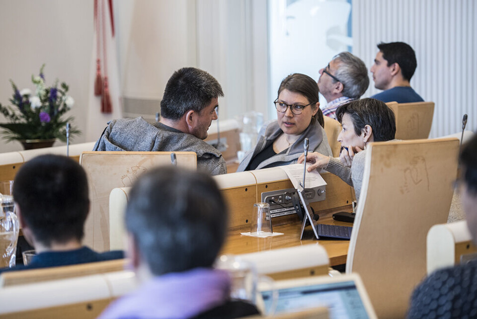 Ippassaq ataatsimiittarfik inoqarnerusimaqaaq ullumikkut 200 mio koruunit amingartoorutitut akuerineqarnerannit.