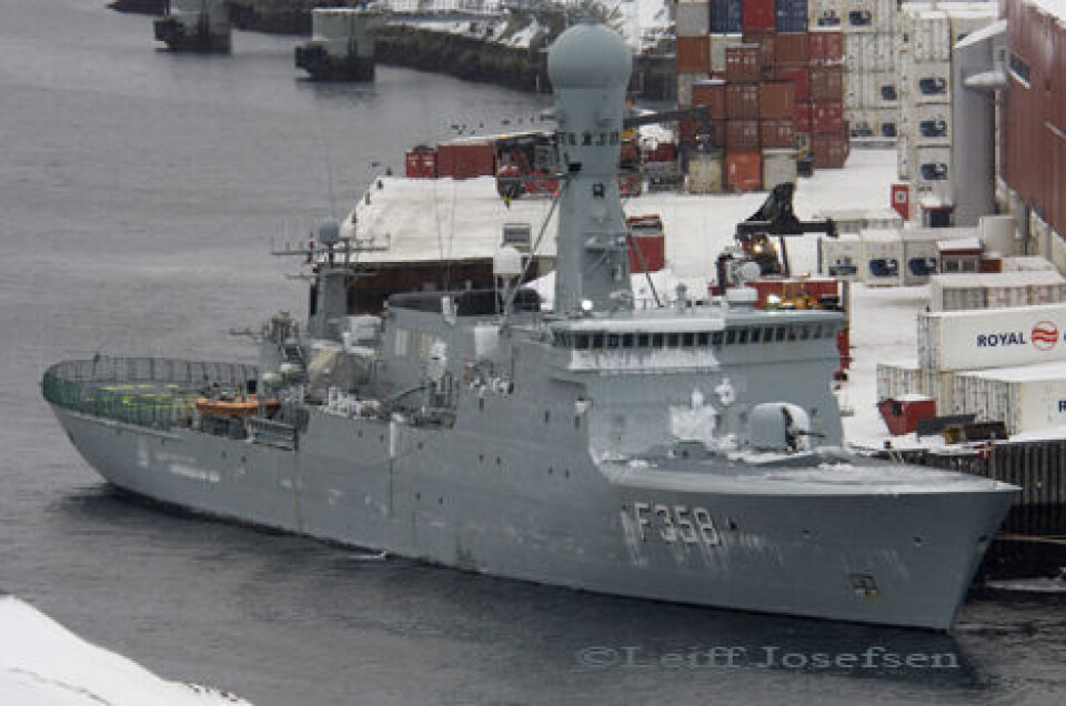 Triton her i Nuuk Havn. Inspektionsskibet er på vej ind i stormvejr i forbindelse med den store øvelse på Østkysten. Foto: Leiff Josefsen