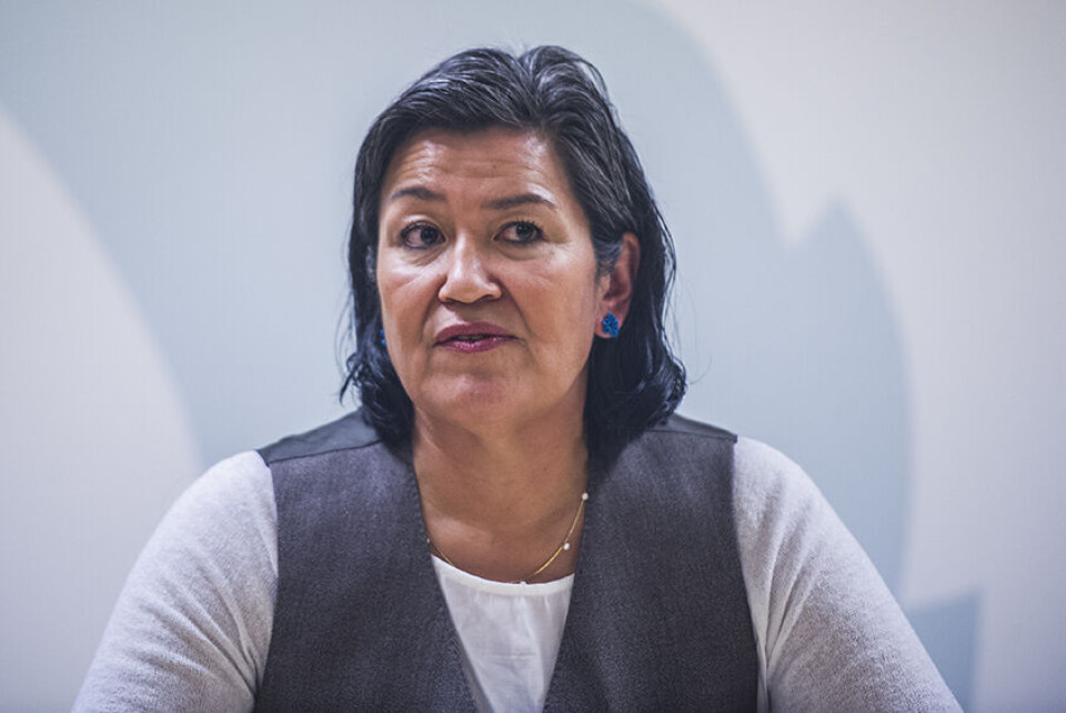 Kalaallit folketingimut ilaasortat nutaatut finansministerimut aningaasanut inatsisissaq pillugu qaaqquneqarput, Aleqa Hammond sismanngornermi oqaloqatiginnippoq
