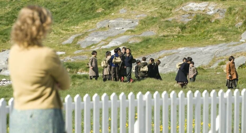 Kolonitiden skal under lup. Dette foto er fra optagelserne til filmen om Eksperimentet.