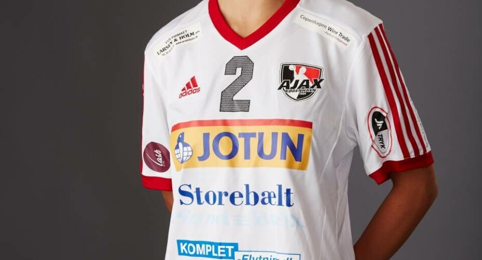 Anja Salsø er ny på landsholdet. Den 21-årige spiller til dagligt i Ajax i den danske 1. division.