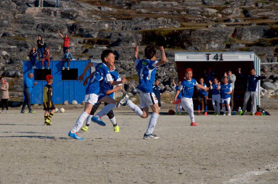 Børne Cup fodbold Aasiaat