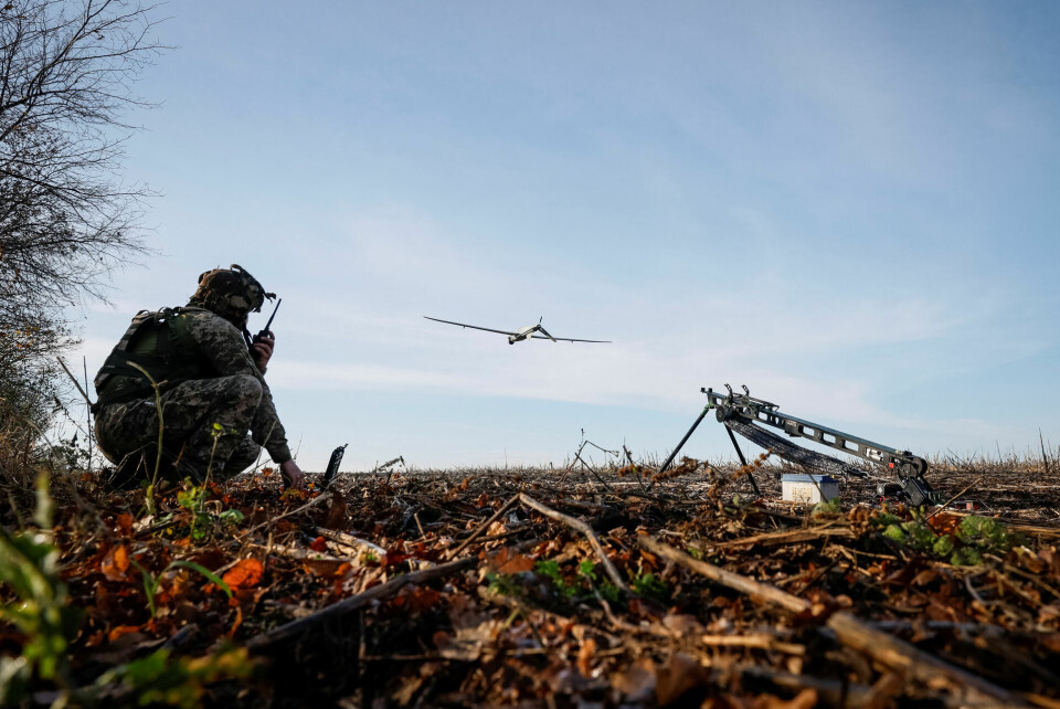 En ukrainsk soldagt sender en Shark-drone afsted i Kharkiv-regionen. Den ukrainske øverstbefalende beder om hjælp til krigen mod Rusland.