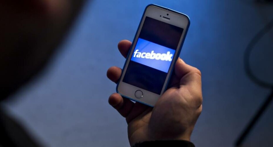 Facebook vil engagere folk ved at gøre nyhedsstrømmen lokal