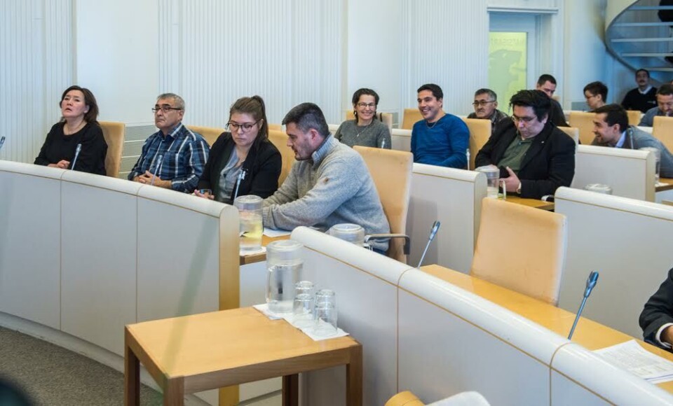 Lang dag i Inatsisartut venter Inatsisartut