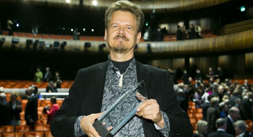 Forfatteren Kim Leine vinder Nordisk Råds litteraturpris 2013 for bogen ’Profeterne i Evighedsfjorden’, som foregår i Grønland. Den prestigefyldte pris blev onsdag uddelt ved et storstilet gallashow i Den Norske Opera i hovedstaden Oslo