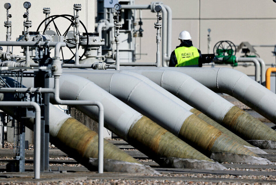 Det er her i disse rør, at gassen fra Rusland, normalt ender i Tyskland, men foreløbigt er der lukket for Nord Stream 1-forbindelsen, mens russerne arbejder på en kompressorstation.