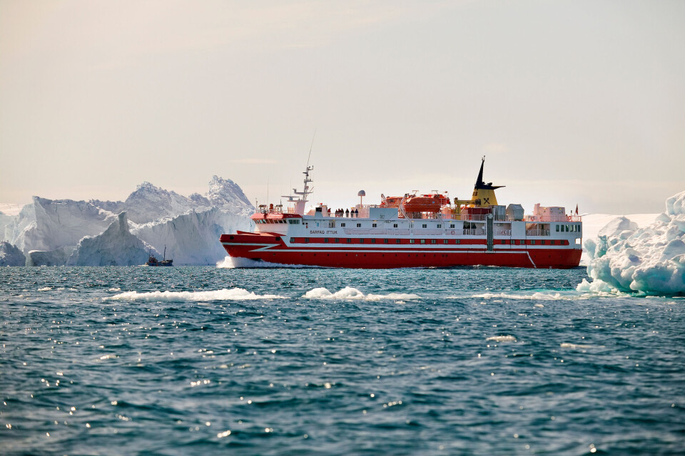 Fra 2024 skal Hurtigruten Norge skaffe stenrige turister til Sarfaq Ittuk.