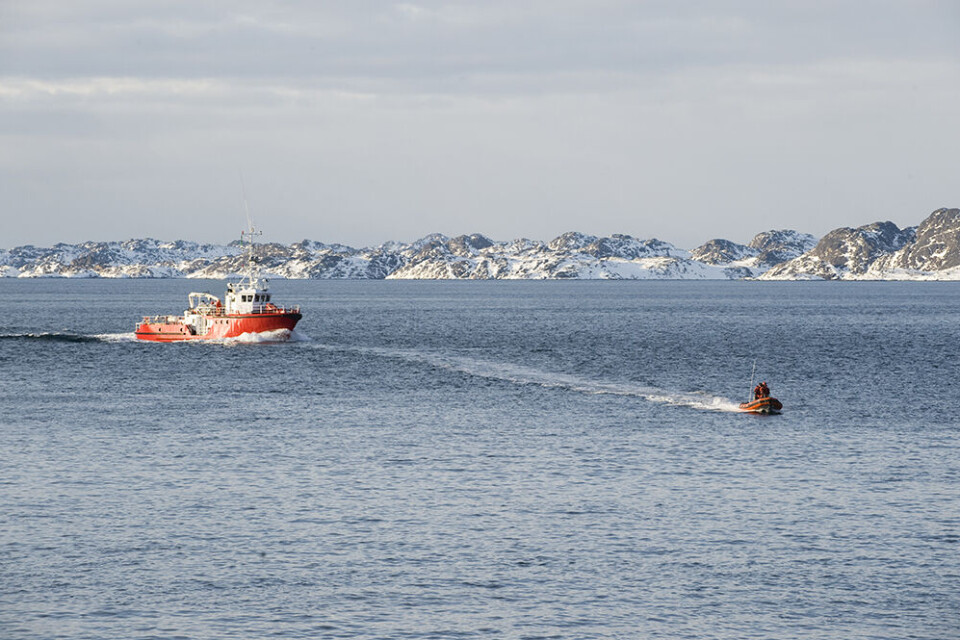 Politiet eftersøger i øjeblikket Godthåbsfjorden og havet ud for Nuuk med kutter og helikopter