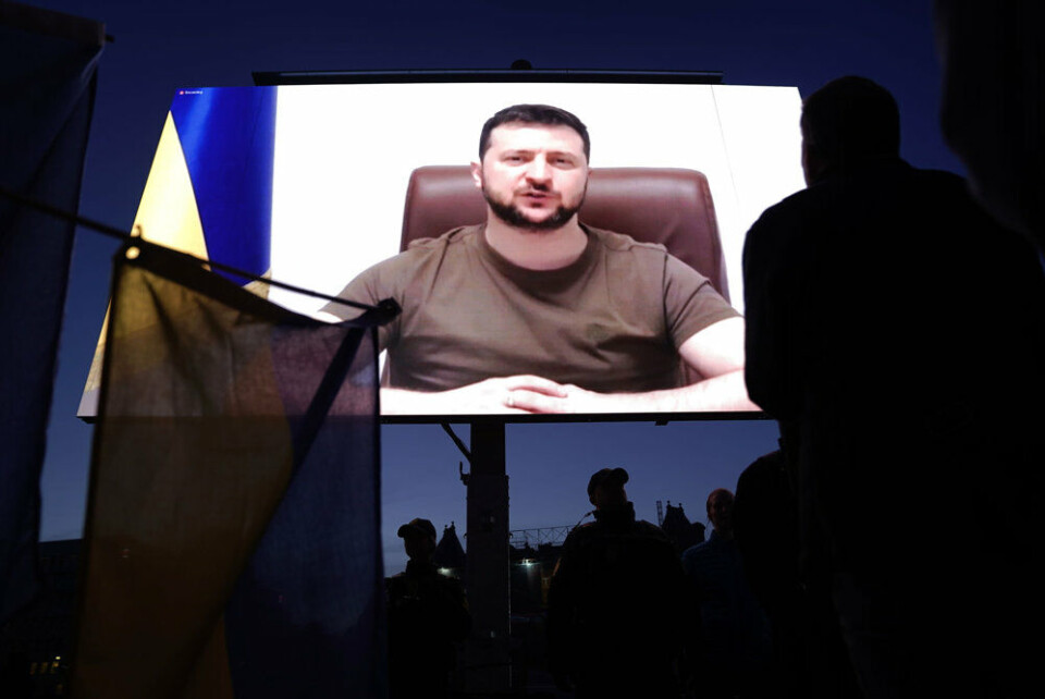 Den hviderussiske præsident, Aleksandr Lukasjenko, gør klogest i at holde sine styrker på egen jord, siger Ukraines præsident, Volodymyr Zelenskyj. (Arkivfoto)