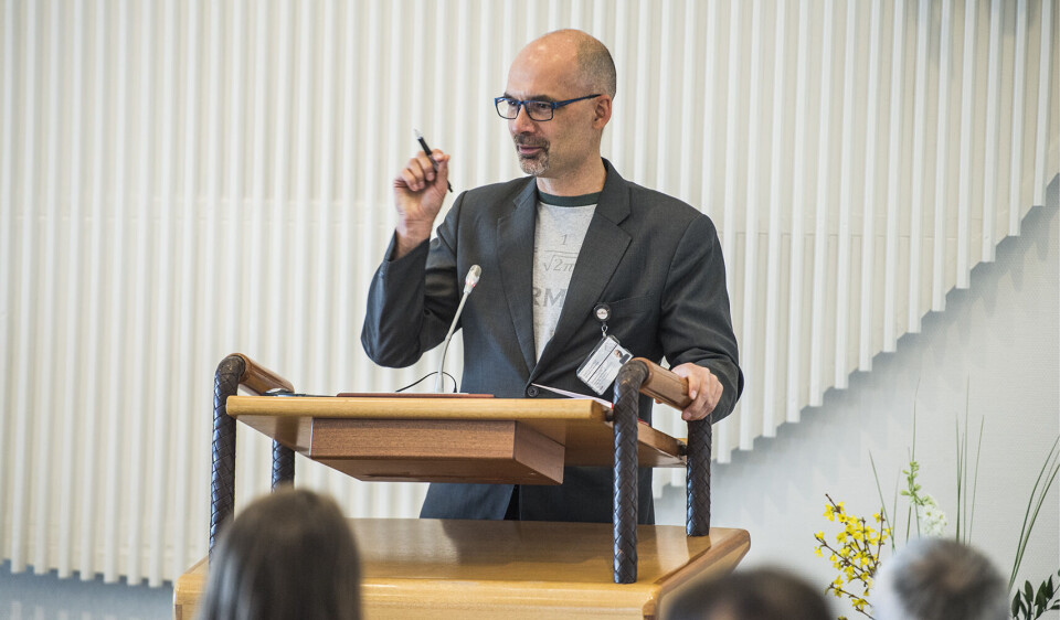 Michael Rosing sidder i kommunalbestyrelsen for Samarbejdspartiet, men som suppleant for et mandat fra Demokraterne. Han vil pege på IA, når det gælder, hvem der skal besætte borgmesterposten.