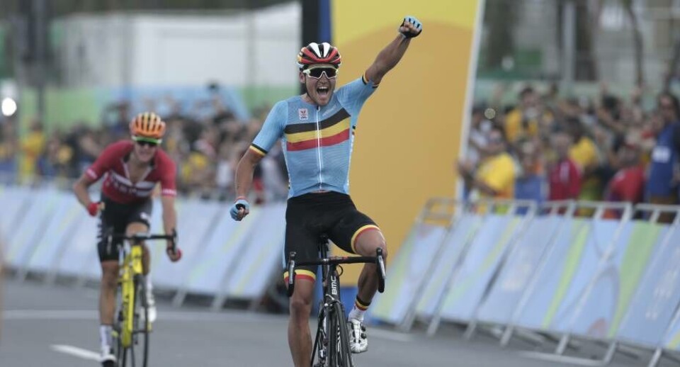 Danske Jakob Fulgsang blev nummer to ved linjeløbet i cykling i OL i Rio. Han sikrer dermed den første medalje til Danmark fra De Olymiske Lege