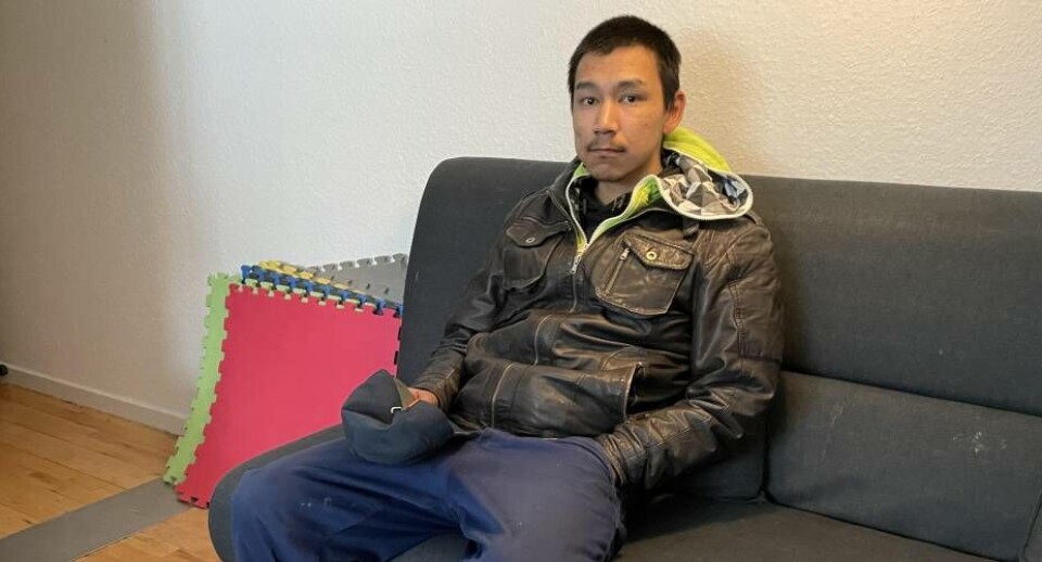 - Jeg får måske skældud, fordi jeg er stresset for tiden, siger Karl Peter Jakobsen med henvisning til de andre hjemløse.