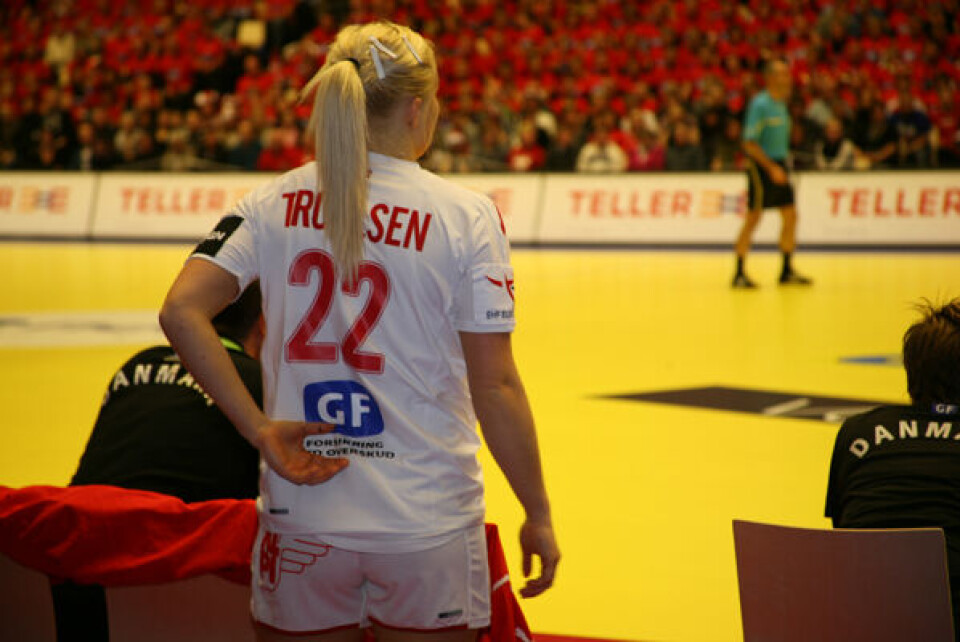 Trine Troelsen og holdkammeraterne vandt sikkert over Elfenbenskysten. Foto: Knud Fl. Larsen
