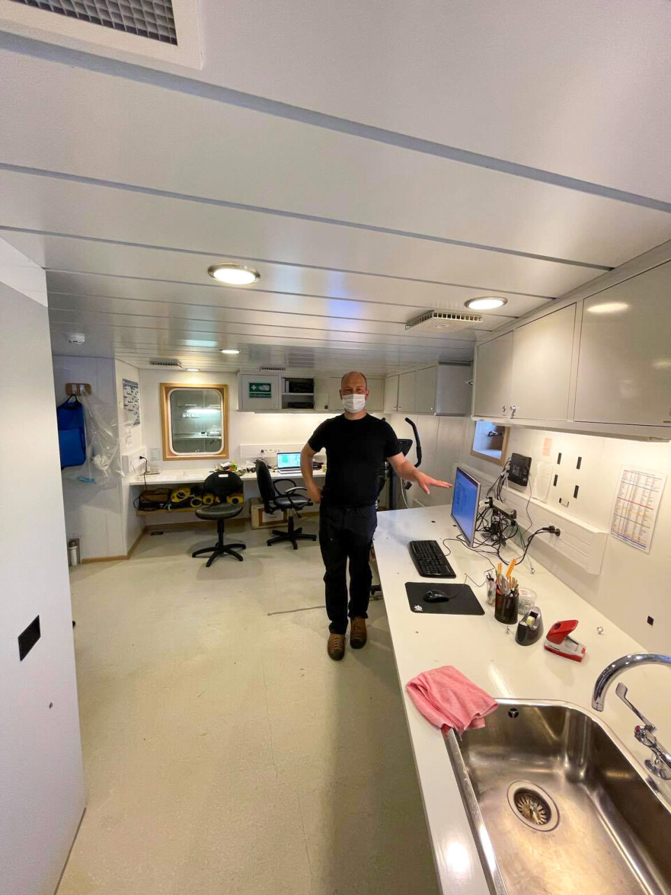 – Jeg tror, at flere fiskere i Diskobugten oplever, at de skal arbejde mere for at fylde lasten, mensdet er lettere at fiske i områderne ved Uummannaq og Upernavik, fordi der er flere hellefisk, og deer større i disse områder, siger Rasmus Nygaard, som er biolog og forsker ved Afdeling for Fisk ogSkaldyr på Grønlands Naturinstitut.