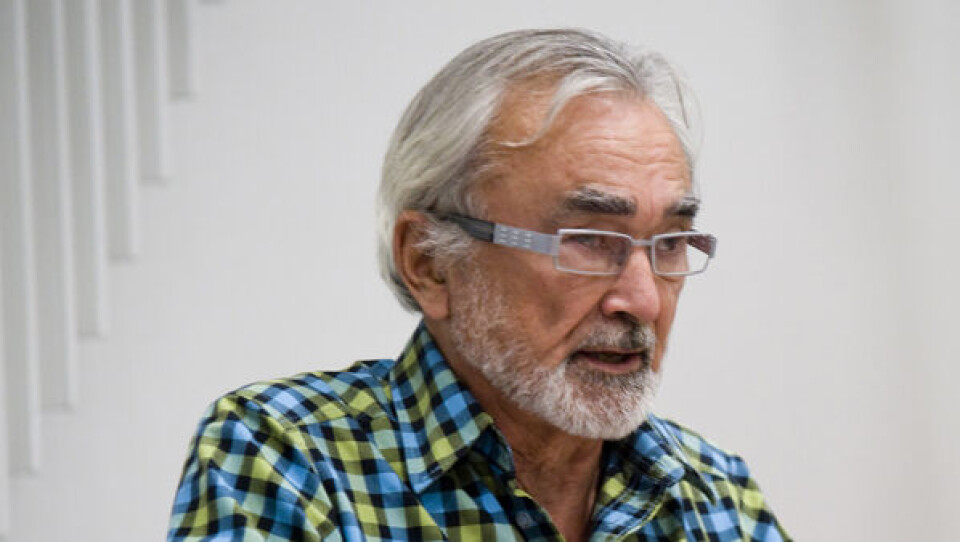 AG har set et billede af Josef 'Tuusi' Motzfeldt med en chillum i munden. Foto: Leiff Josefsen.
