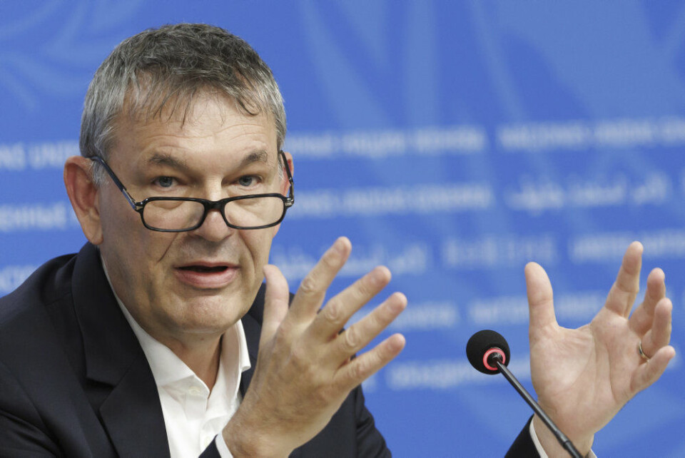 Jeg tror, at der er et bevidst forsøg på at kvæle vores arbejde og lamme driften, siger UNRWA-chef Lazzarini på pressemøde.