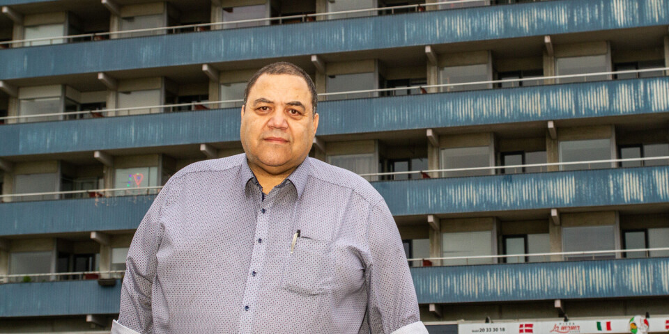 Retssagen gik også ud over min filippinske hustru, fortæller udlejeren Frank Nygaard, der gik til kamp mod racismen i højhuset på Revlingbakken i Aalborg.