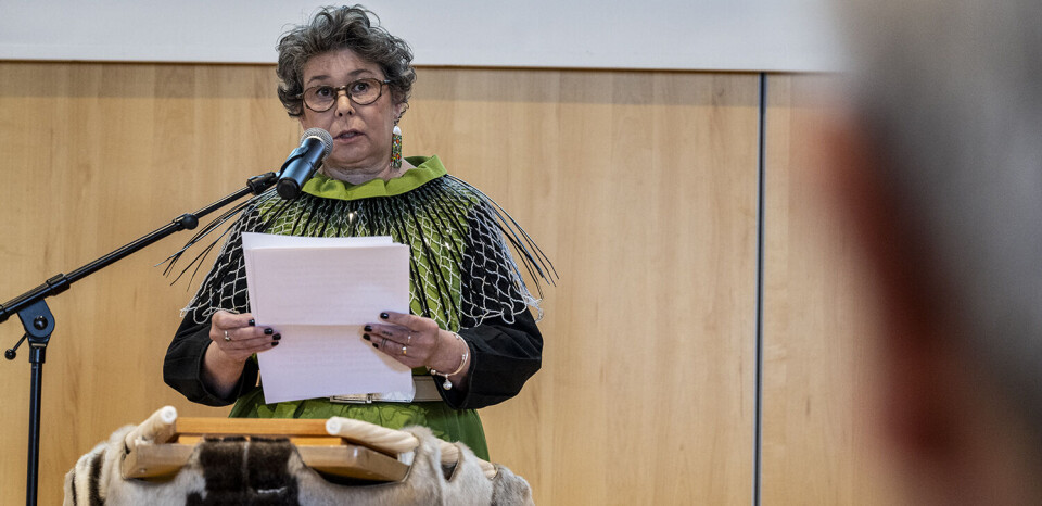 Det var en rørt Liv Aurora Jensen, der takkede for prisen. Leiff JosefsenPeter Jensen holdt også takketale. Leiff JosefsenDesigner Liv Aurora Jensen og filmproducent Peter Jensen fik overrakt kulturprisen ved et arrangement i kulturhuset Katuaq. Leiff JosefsenNaalakkersuisoq Aqqaluaq B. Egede stod for overrækkelsen af prisen. Leiff JosefsenDet var en rørt Liv Aurora Jensen, der takkede for prisen. Leiff JosefsenPeter Jensen holdt også takketale. Leiff JosefsenDesigner Liv Aurora Jensen og filmproducent Peter Jensen fik overrakt kulturprisen ved et arrangement i kulturhuset Katuaq. Leiff JosefsenNaalakkersuisoq Aqqaluaq B. Egede stod for overrækkelsen af prisen. Leiff Josefsen