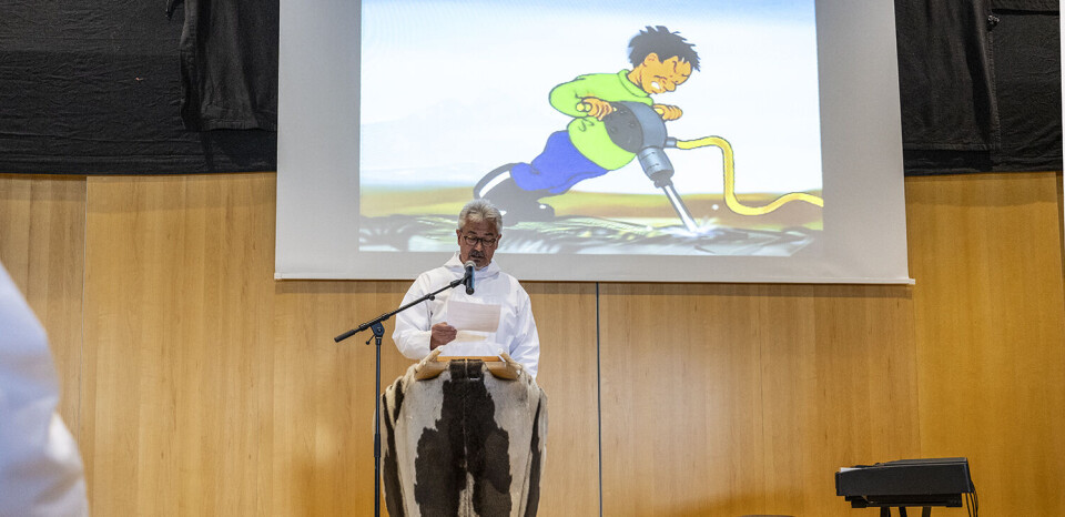 Peter Jensen holdt også takketale.