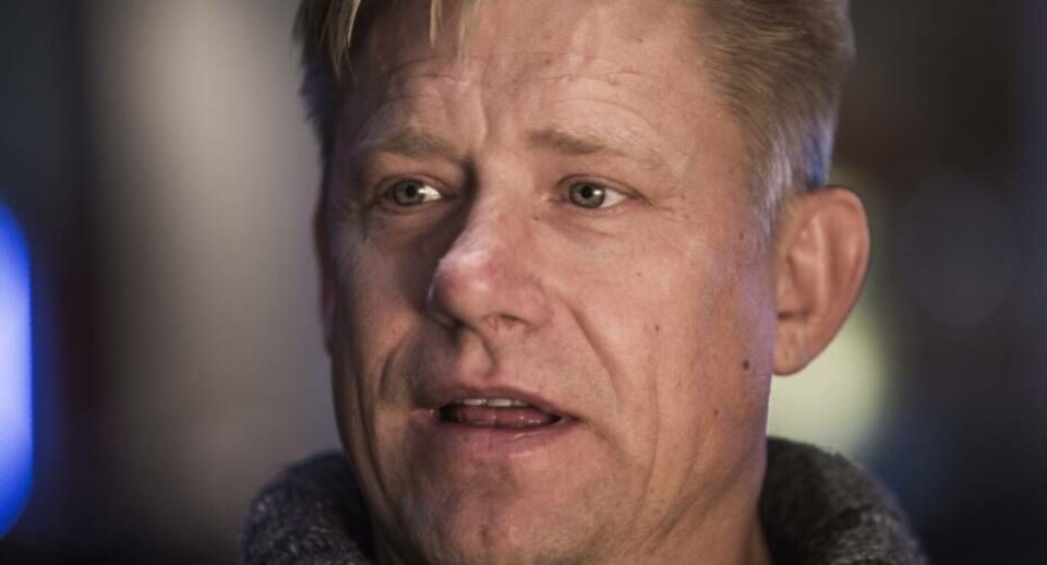 Den tidligere målmand i Manchester United Peter Schmeichel overvejer at byde ind på stillingen som topchef i klubben. Peter Schmeichel