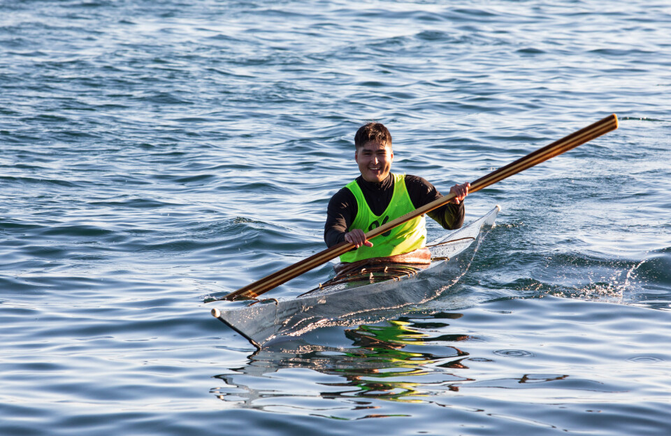 På trods af enkelte storis går det strygende med GM i Qajaq