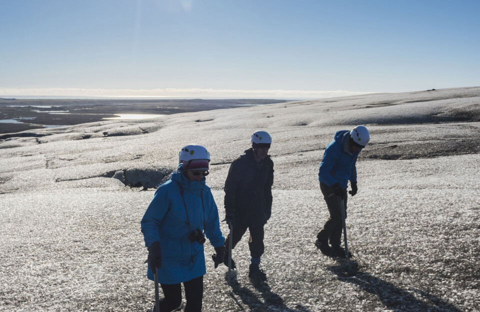 Island: Mindst én turist har mistet livet i kollapset ishule