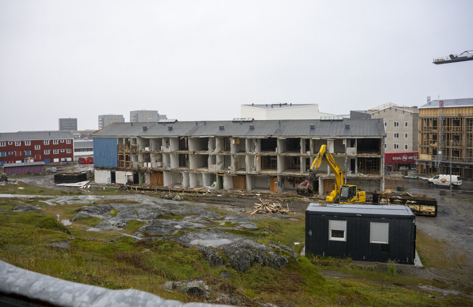 Gamle boligblokke viger pladsen for nye kollegier