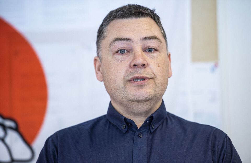 'Sprogkanin' må stoppes ned i hatten igen