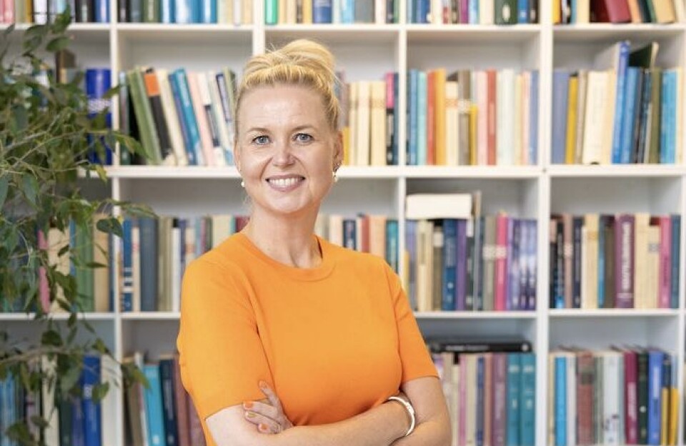 Naligiissitaanissamut siunnersuisoqatigiinni siulittaasoq: Angutit arnallu akissarsiaat nikingajunnaartissagaanni kulturikkut mumisitsisoqartariaqarpoq