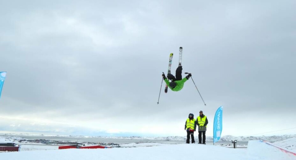 Freestyle ski og bueskydning til AWG