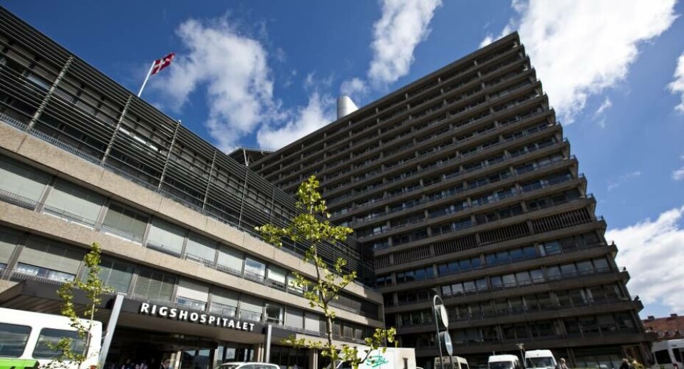 - For den enkelte patient, der er desperat, så kan man synes, det er voldsomt, siger Ulrik Lassen.