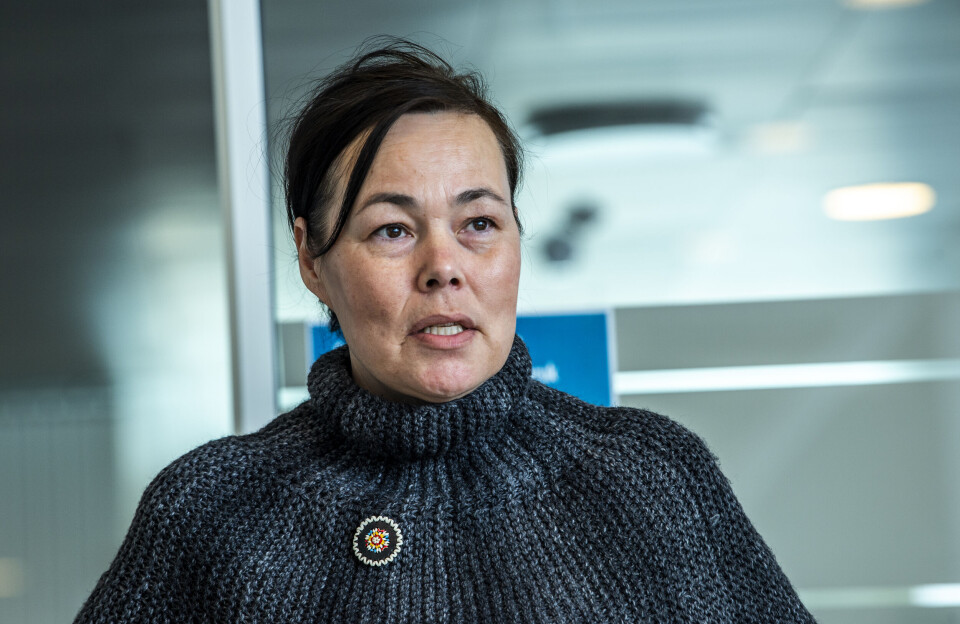 Vivian: – Vi er for langt væk fra hinanden