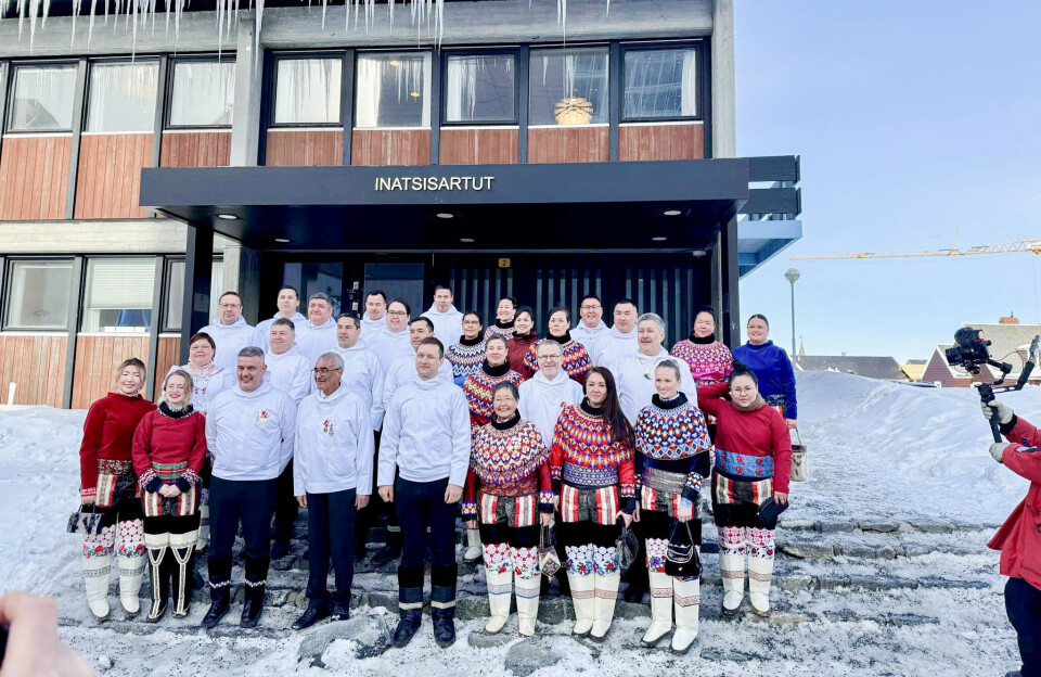 Ukiaaneranu ataatsimiinnissamut ullormut oqaluuserisassat piareerput