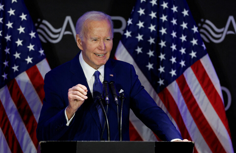 Biden vender tilbage med hård kritik af Trump