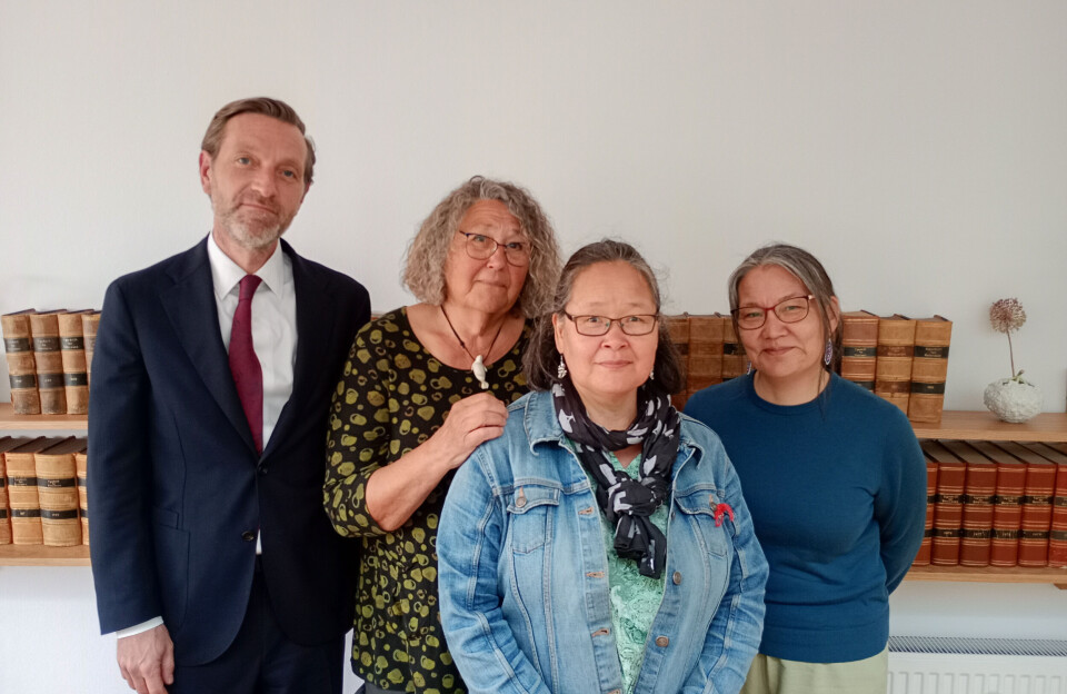 Meeqqat qitornavissiartaarineqartut pillugit suliassat naalagaaffimmit kinguarsarneqartartut