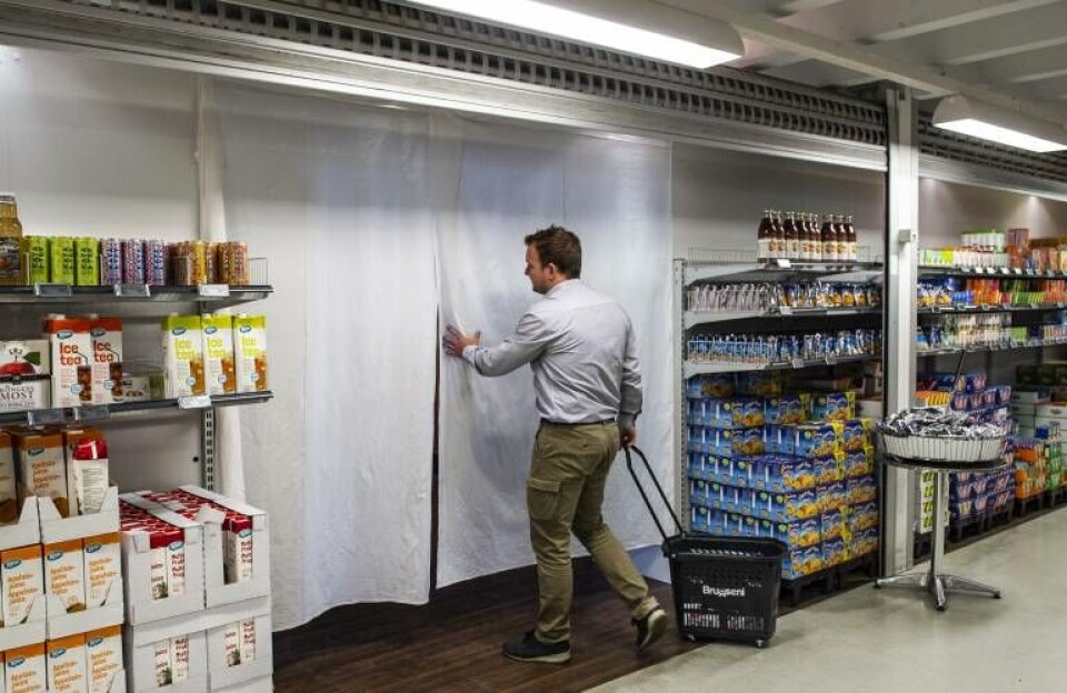 Imigassaq aalakoornartoq pillugu politikki sakkortooq immaqa atuutilissaaq